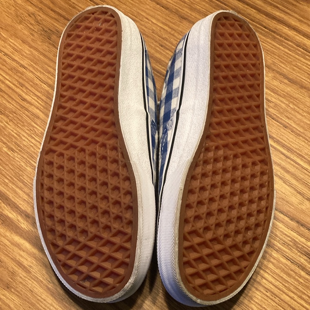 Vans - Picture 3 of 6